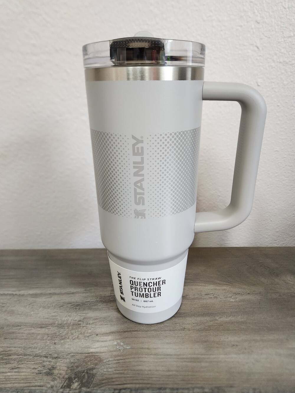New Stanley 30 oz Quencher ProTour Tumbler Ash Fade